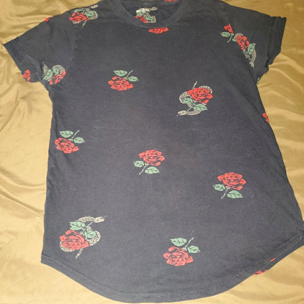 Tee shirt